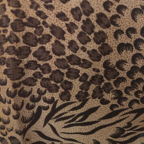 American Angel Long Sleeve Button Front Animal Print Plus Size 3x Tan Brown NWOT - Picture 7 of 14